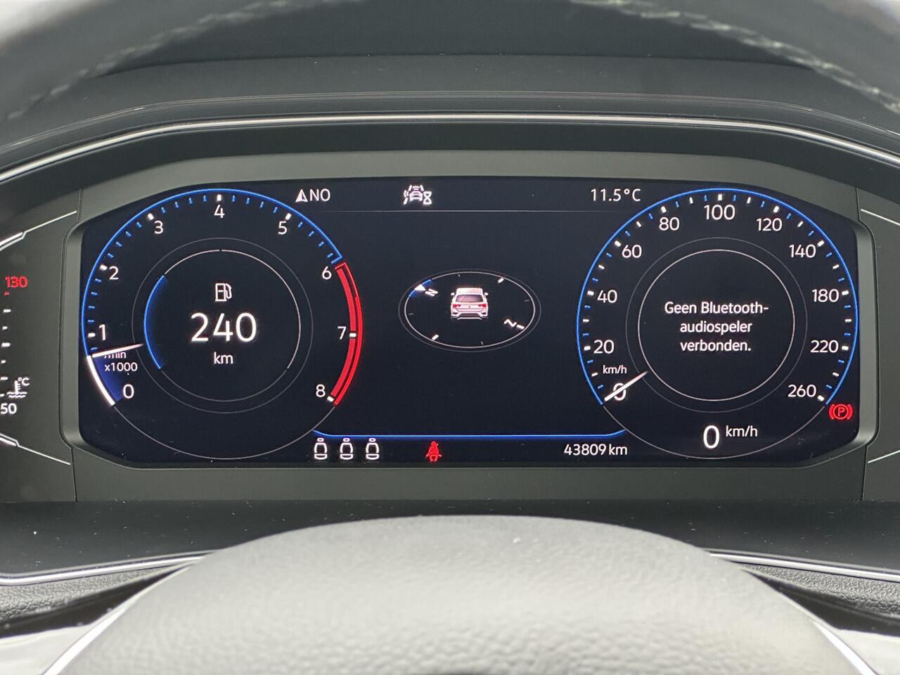 Volkswagen T-Roc 1.5 TSI Sport | Nieuwstaat | Full Options | Eerste Eigenaar