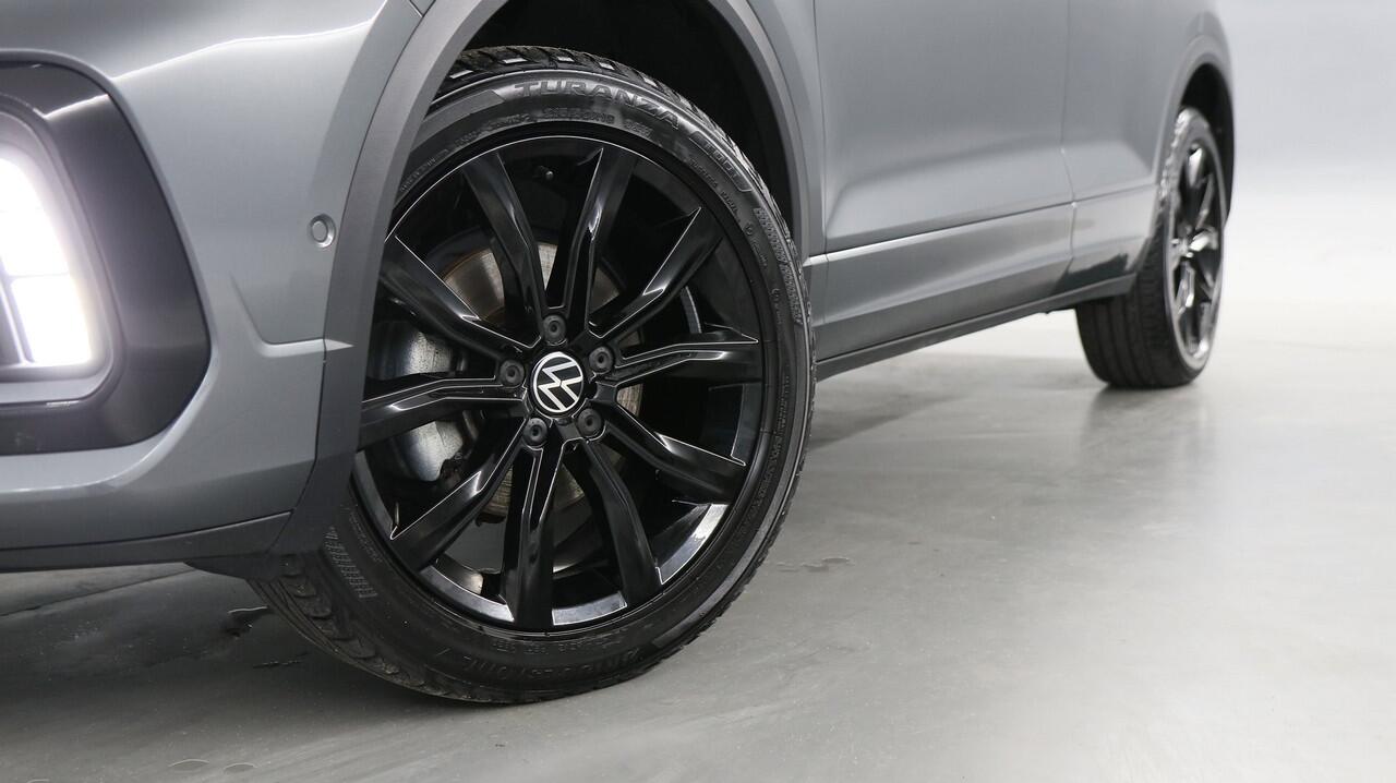 Volkswagen T-Roc 1.5 TSI 150pk R-Line Business DSG / Panoramadak / Keyless / Stoelverwarming / Camera