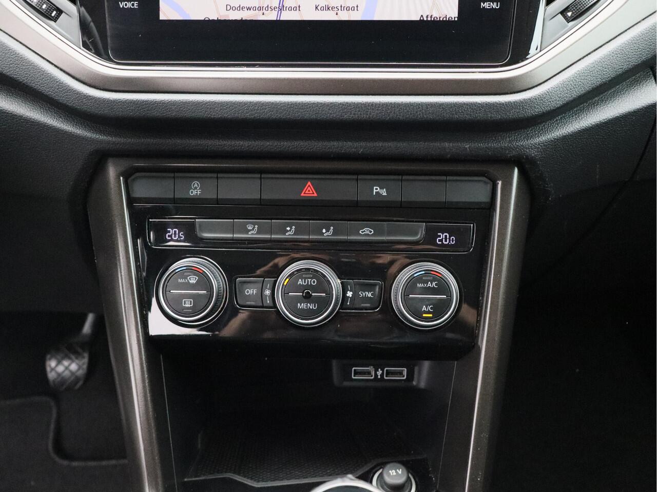 Volkswagen T-Roc 1.0 TSI Style/ achteruitrijcamera/ lage km/ zeer mooi!