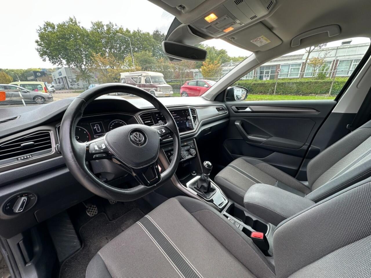 Volkswagen T-Roc 1.0 TSI Style 1e eigenaar Carplay DAB+ PDC V+A
