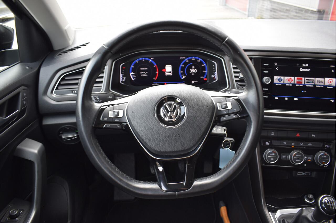 Volkswagen T-Roc 1.0 TSI Style Virtual cockpit, Adaptive cruise, DAB, 18'' lmv,