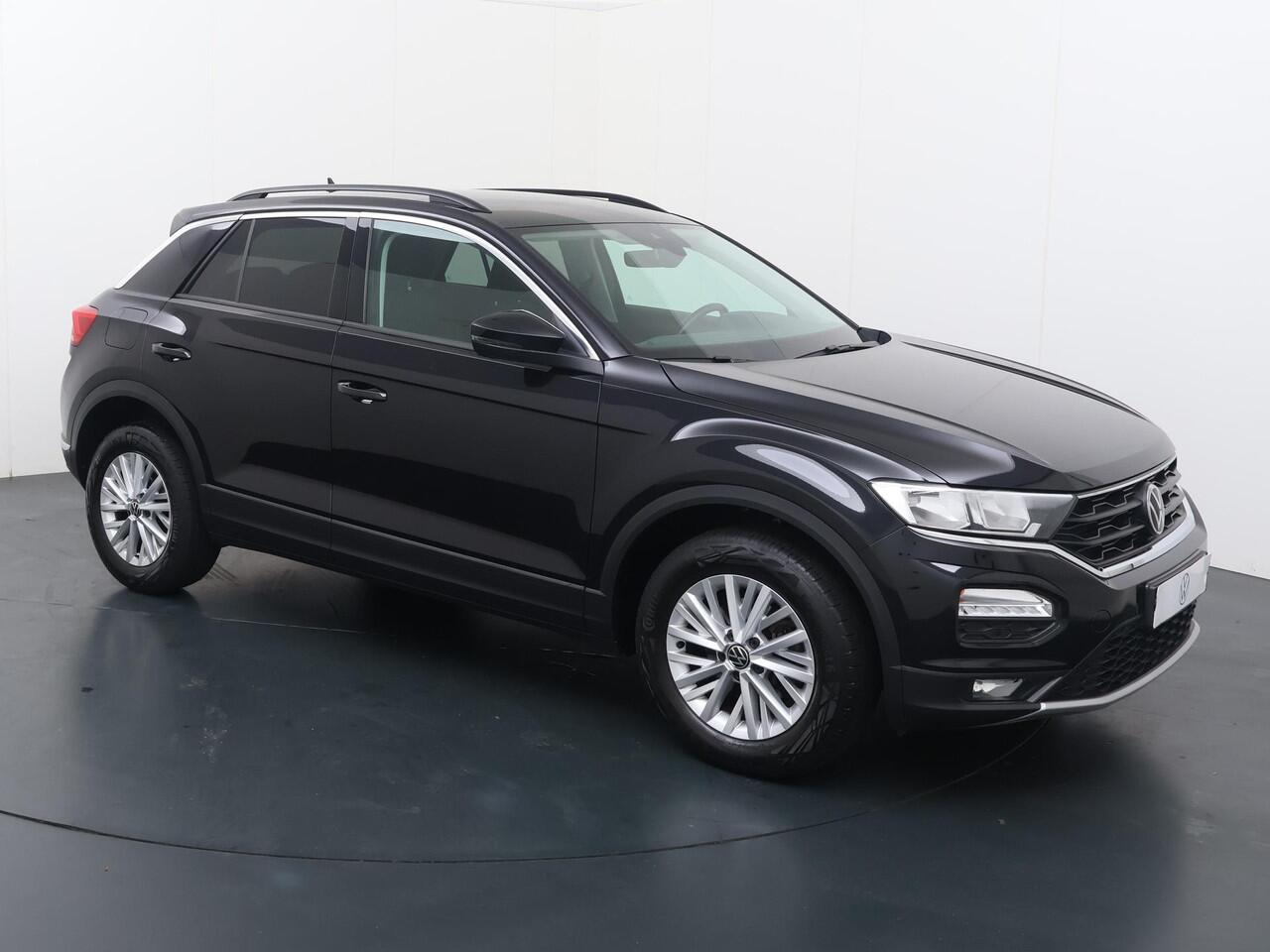 Volkswagen T-Roc 1.0 TSI Style | 110 PK | Climate control | Achteruitrijcamera | Apple Carplay/Android Auto |