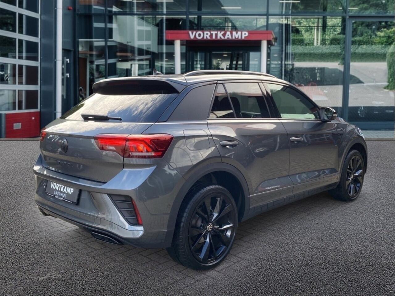 Volkswagen T-Roc 1.5 TSI DSG R-LINE BLACK-OPTIC PANO-DAK/CAMERA/NAVI/CARPLAY/E-KLEP