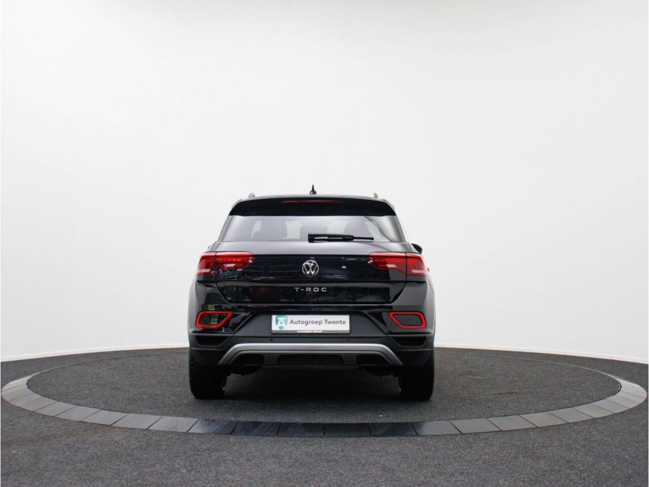 Volkswagen T-Roc 1.5 TSI Life Business | DSG Automaat | Private lease 589,- |