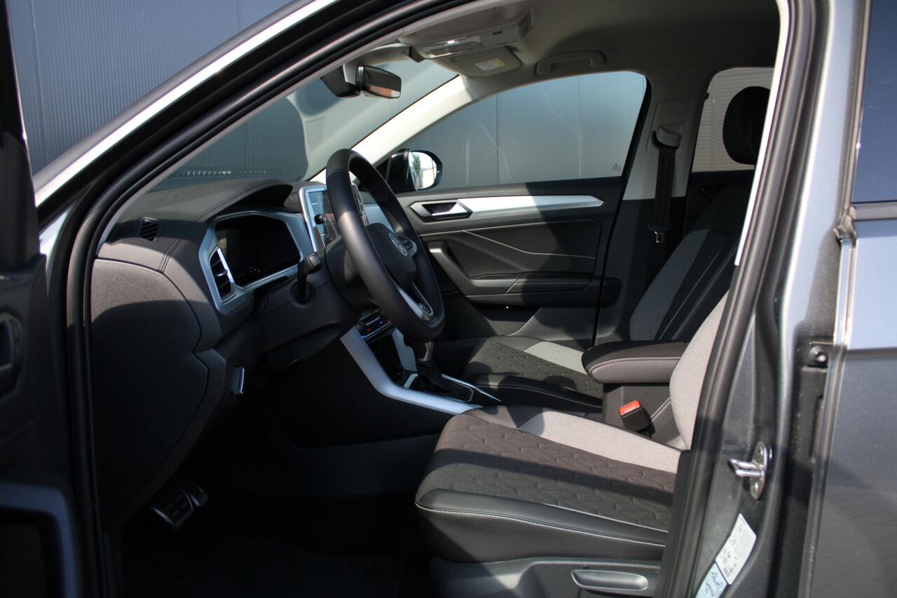 Volkswagen T-Roc 1.5 TSI Life Edition 150pk - ACC - LED - Navi - Stoelverwarming - Blind Spot - Virtual cockpit - Rijklaar