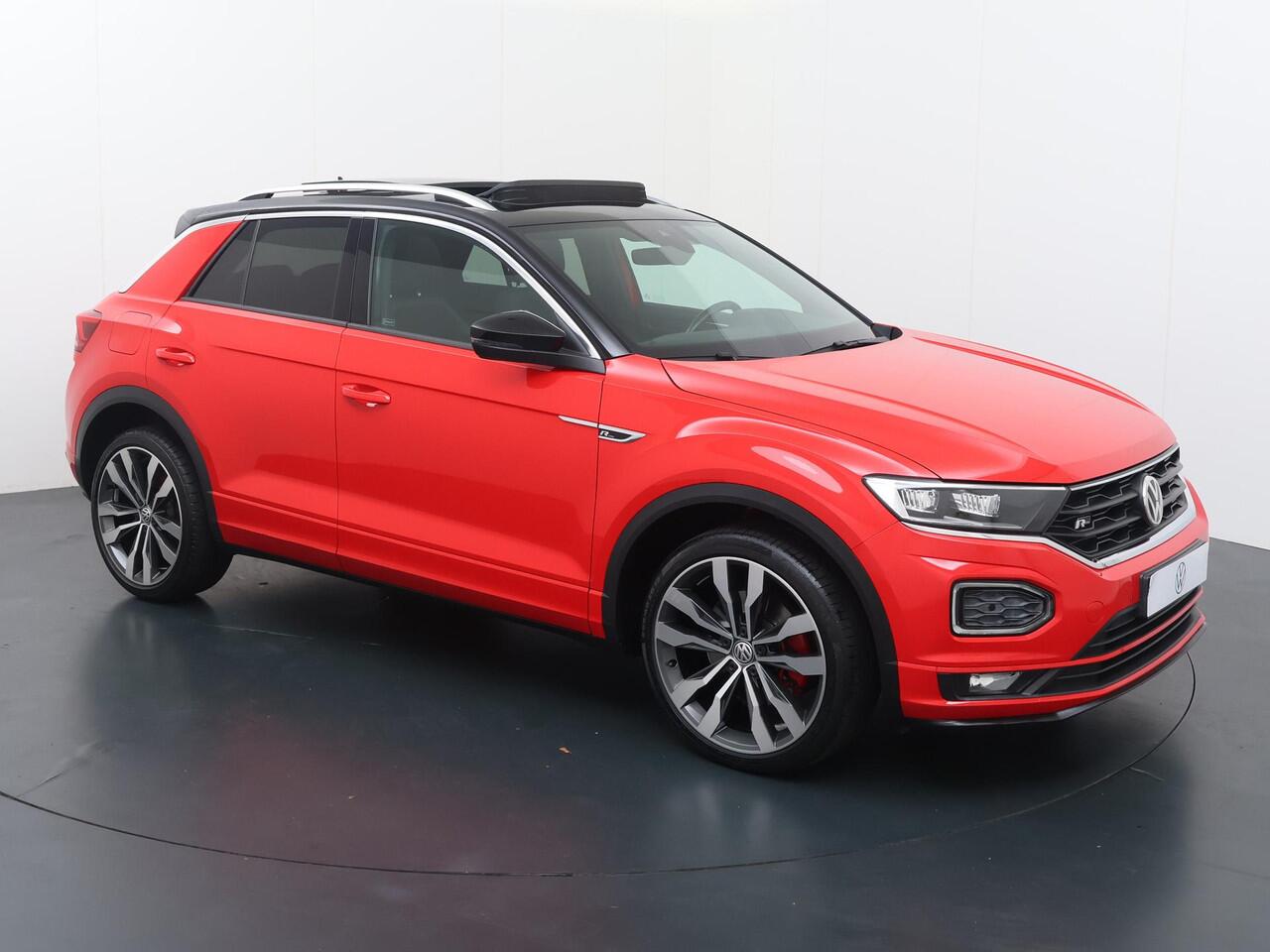 Volkswagen T-Roc 1.5 TSI Sport Business R | 150 PK | Automaat | Panoramadak | Beats audio | R-Line |