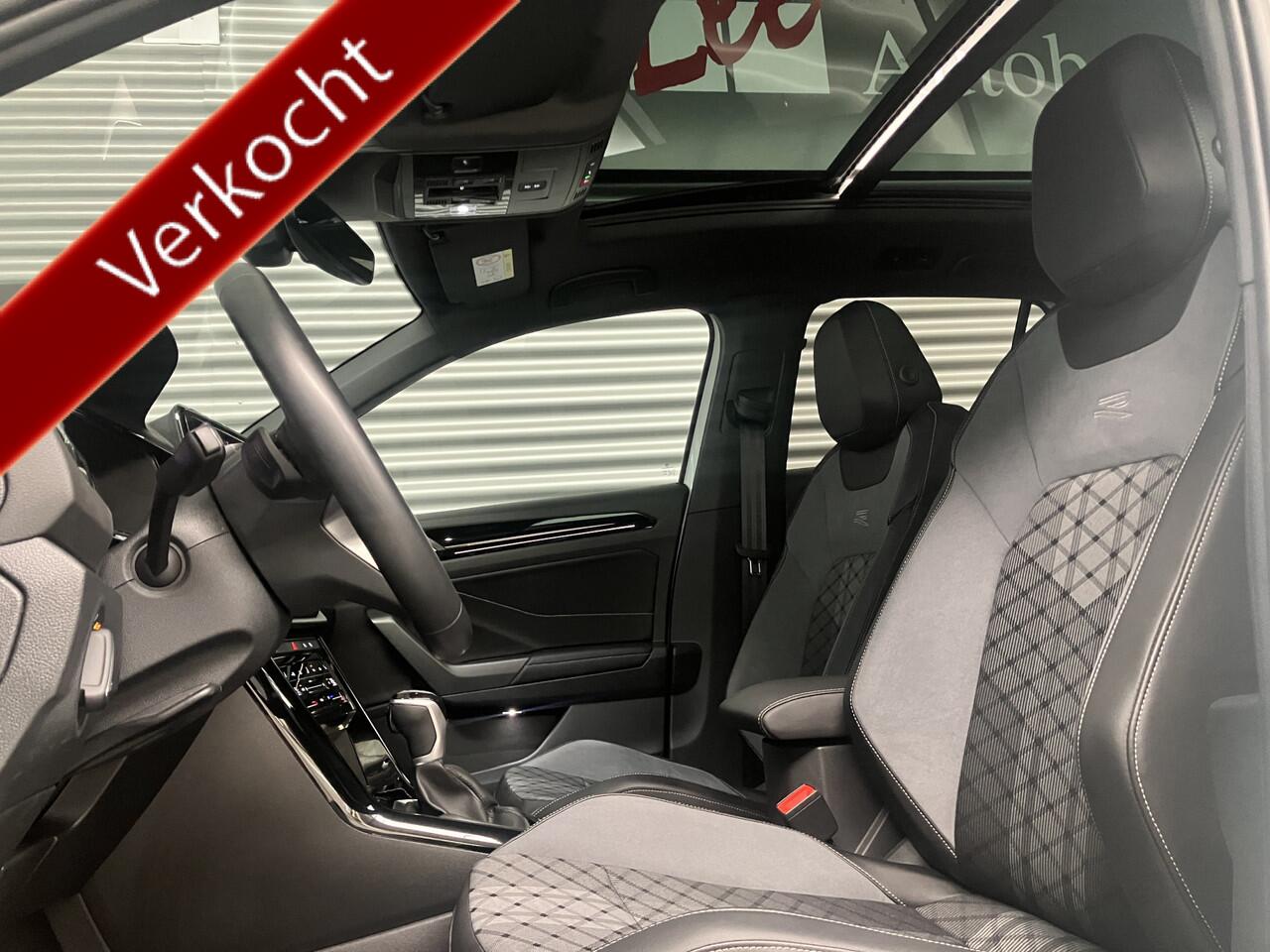 Volkswagen T-Roc 1.5 TSI R-LINE BLACK STYLE/PANORAMA/TRH/IQ LIGHT/IQ DRIVE/ENZ