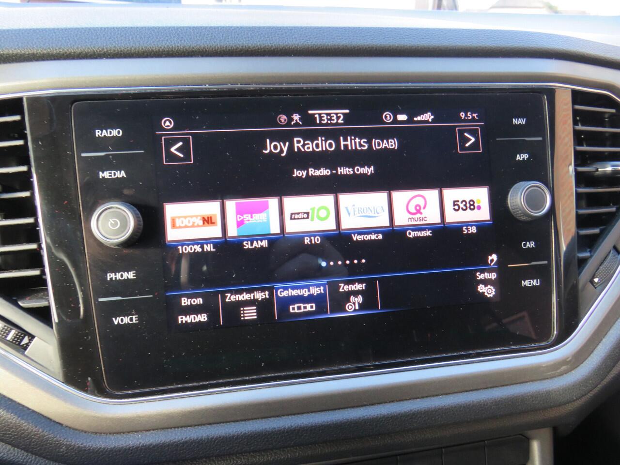 Volkswagen T-Roc 1.0 TSI 110Pk Style * Rijklaarprijs incl. garantie * Navi * Carplay Android * Adaptieve Cruise * Parkeersensoren V+A *