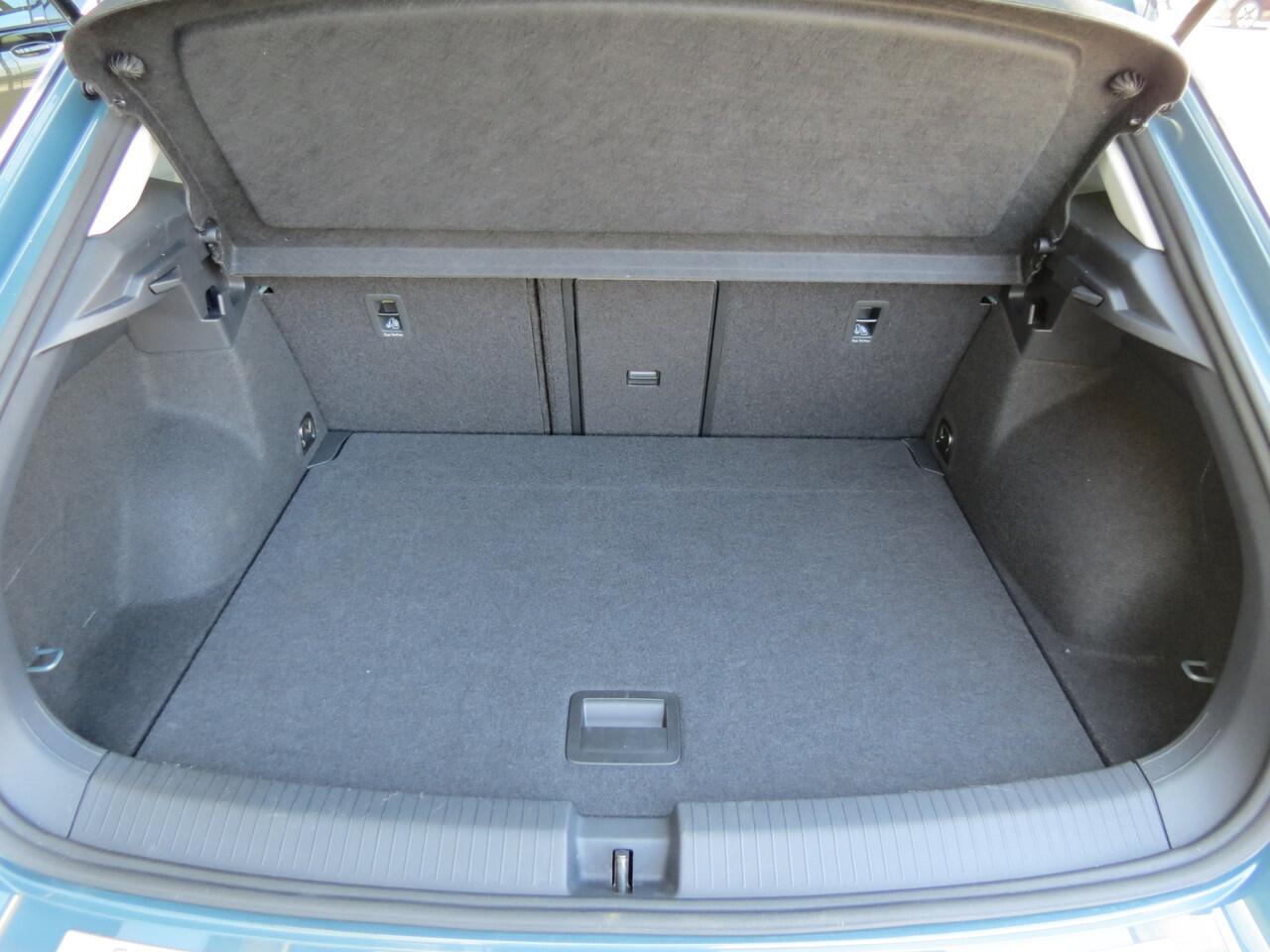 Volkswagen T-Roc 1.0 TSI Style -110pk- | Navi | Matrix LED | ErgoActive Stoel | Digitale Cockpit Pro | Rijklaarprijs incl. 1 jaar Bovag garantie