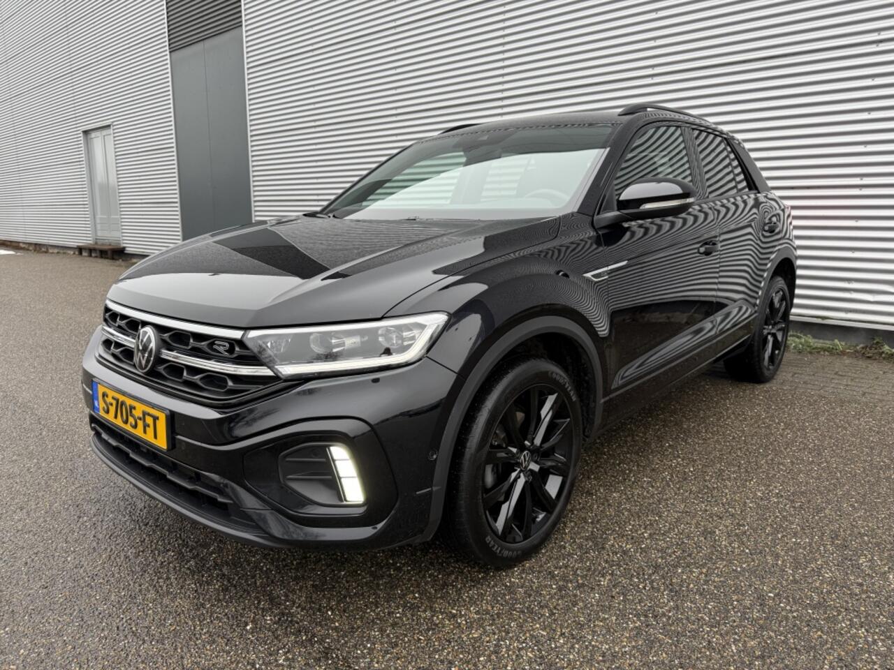 Volkswagen T-Roc 1.5 TSI R-Line Bns NAP BTW IQ light Camera