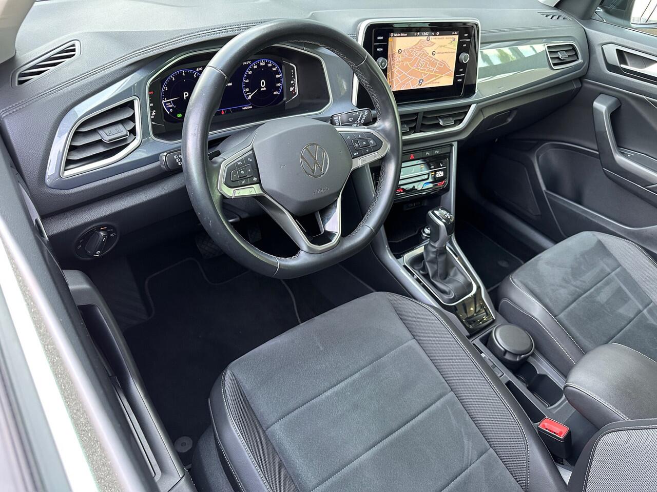 Volkswagen T-Roc 1.5 TSI 150pk DSG Style | Camera | Navi | Adapt. Cruise | IQ light | Rijklaar incl. garantie