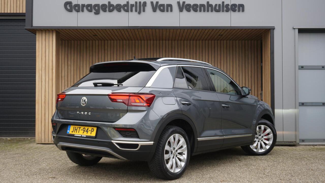 Volkswagen T-Roc 1.5 TSI 150pk Sport Pano.Dak Virtual Cockpit *VW Drive Select* Adaptive Cruise 17inch LM *1e Eigenaar* Indium Grey*
