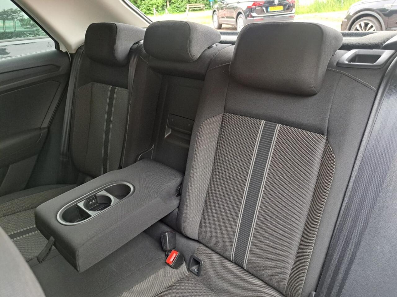 Volkswagen T-Roc 1.5 TSI 150 Pk Style Business Dsg Autom. NL auto !