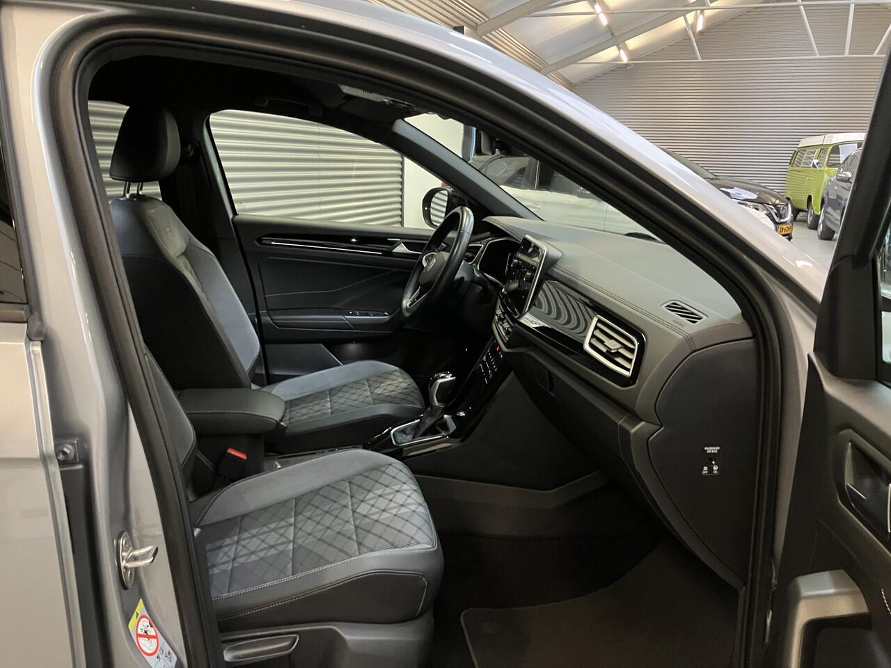 Volkswagen T-Roc 1.5 TSI R-LINE BLACK STYLE/IQ LIGHT/IQ DRIVE/EL A KLEP/ENZ