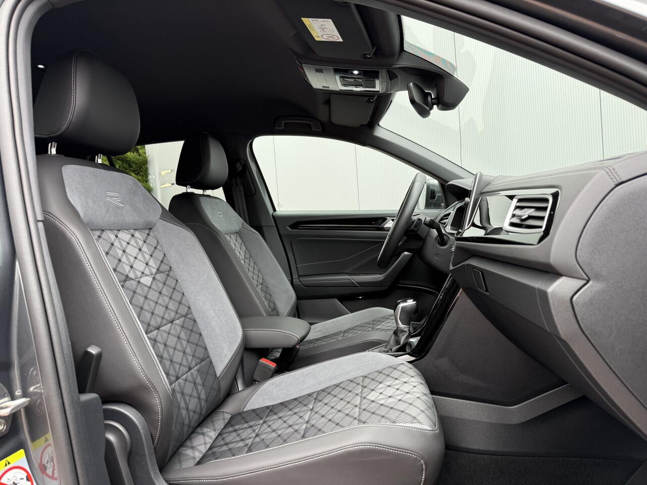 Volkswagen T-Roc 1.5 TSI 150pk DSG R-Line | Acc | Side assist | Camera