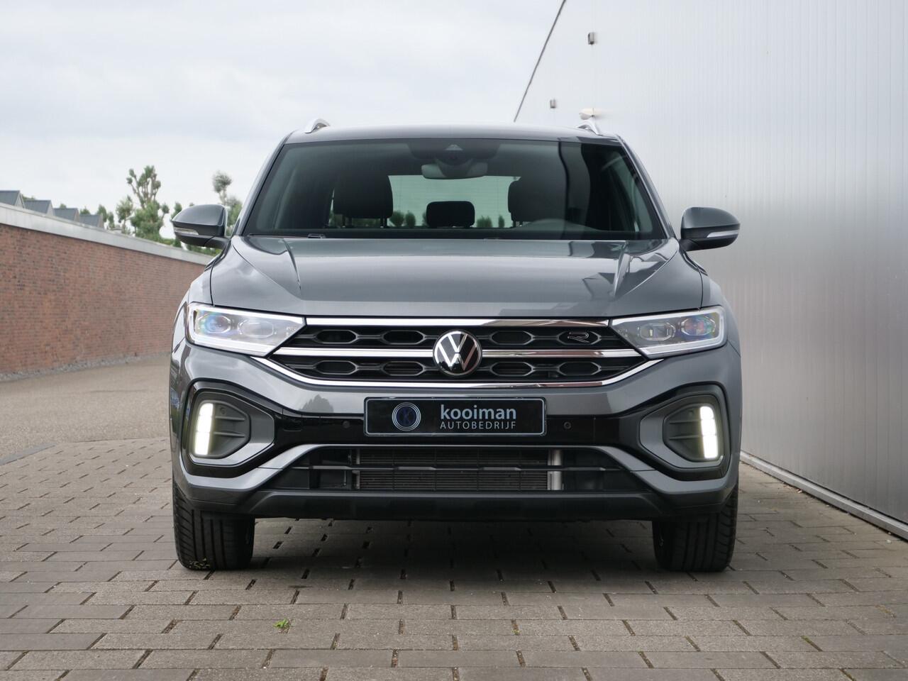 Volkswagen T-Roc 1.5 TSI 150pk R-Line Edition Automaat Apple Carplay / 18 inch / IQ Light / Stoelverwarming