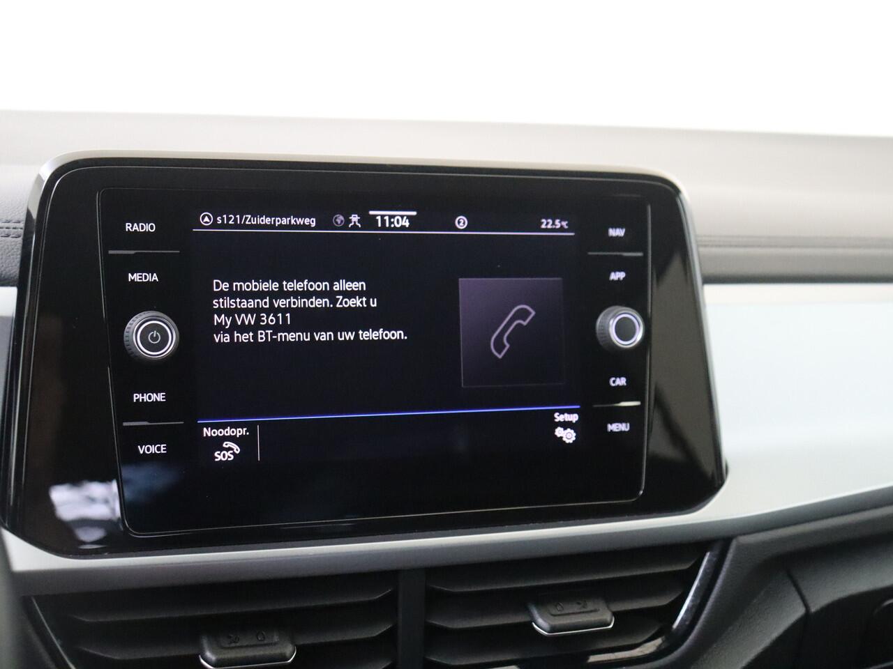 Volkswagen T-Roc 1.0 TSI Life | LED-voor en achterlichten | Achteruitrijcamera | Adaptive cruise control | Connected services |