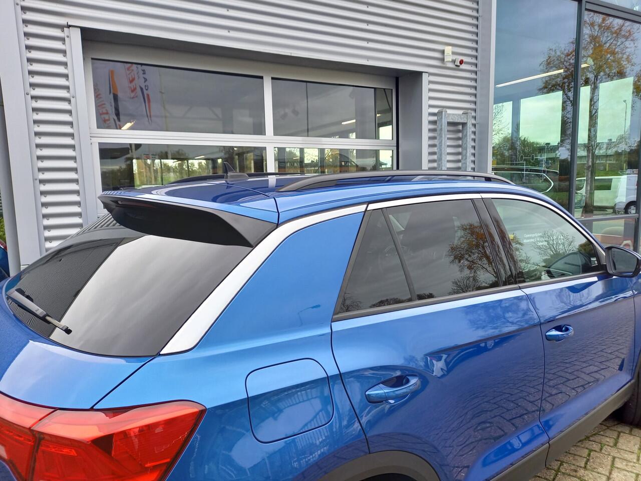 Volkswagen T-Roc 1.0 TSI Style NAVI / CARPLAY / ANDROID - CLIMA - ADAP CRUISE - PDC V/A - NL AUTO - 1 EIGENAAR