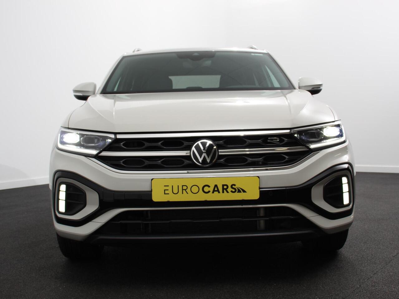 Volkswagen T-Roc 1.5 TSI 150pk DSG R-Line Edition | Navigatie | Apple Carplay/Android Auto | Electrische te openen kofferbak | Camera | Keyless start | Led | Dab | Adaptive Cruise Control