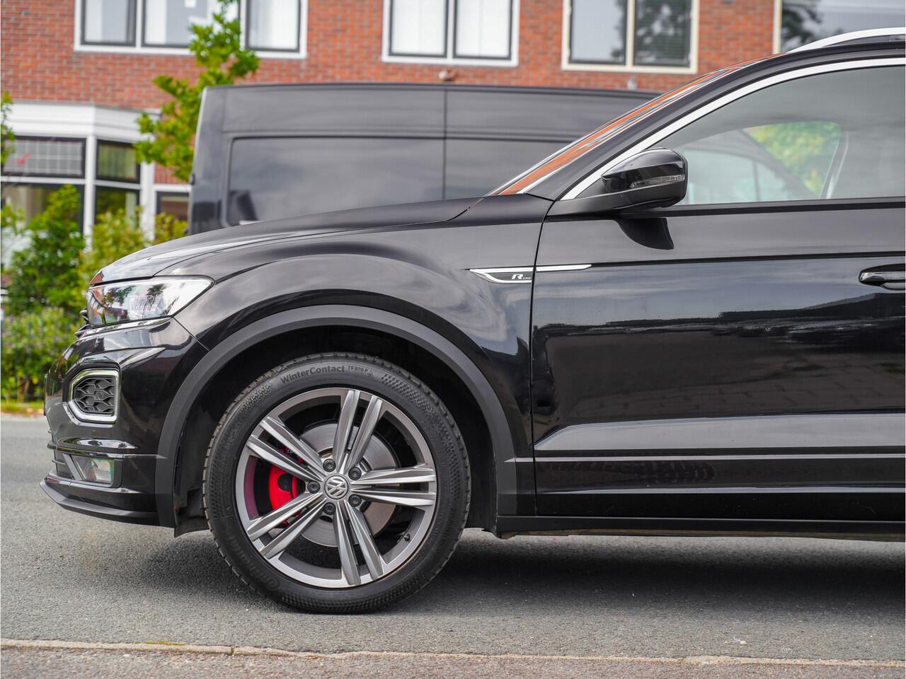 Volkswagen T-Roc 1.5 TSI AUT7 R-LINE SPORT PANODAK NAVI DIGIDASH APPLE.CARPLAY 18INCH.LMV PDC ORG.121d.KM!!!