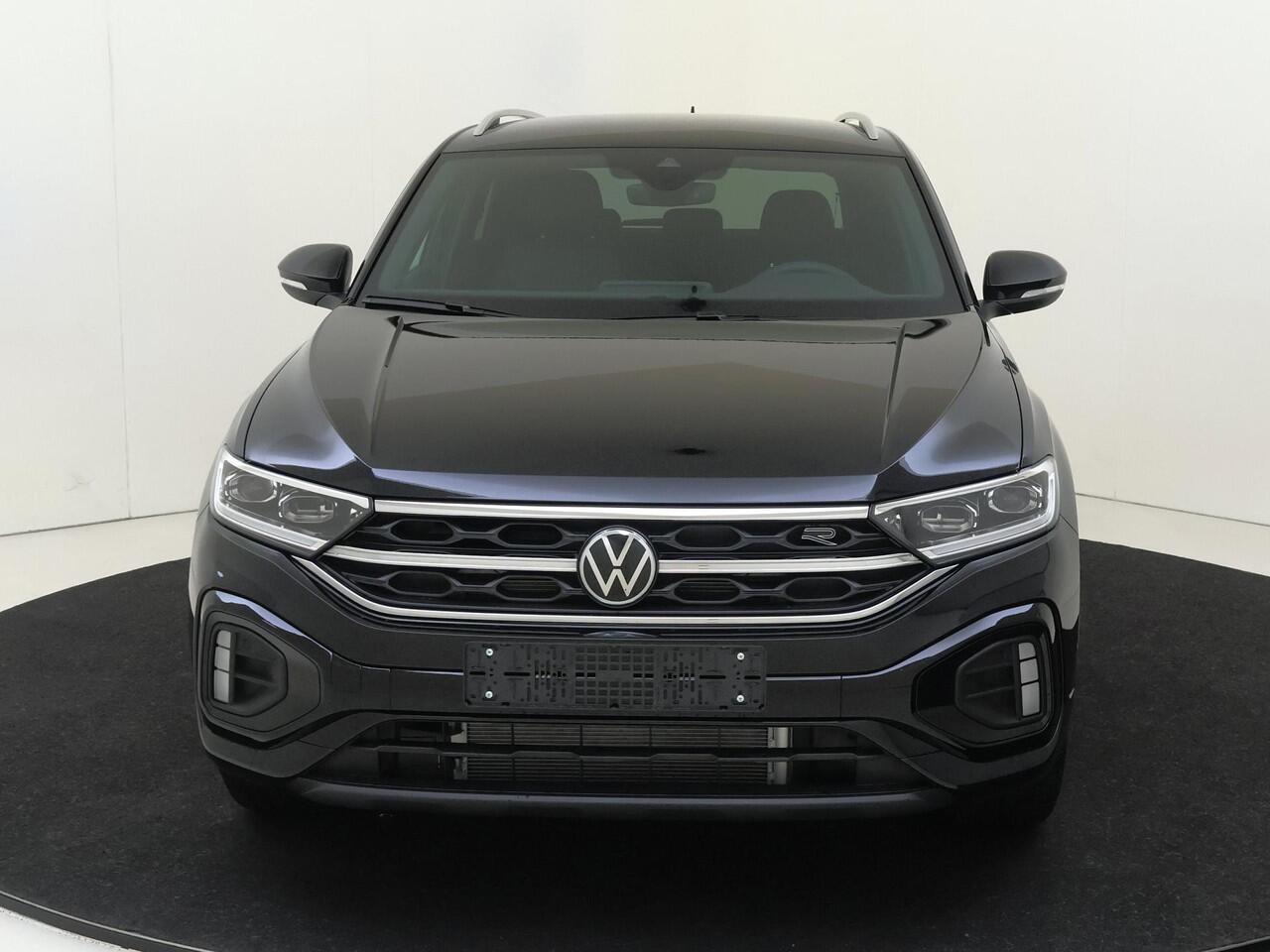 Volkswagen T-Roc R-Line Edition | 'App-Connect' draadloze smartphone integratie | Airconditioning automatisch, 2-zone (Climatronic) | Binnenspiegel automatisch dimmend