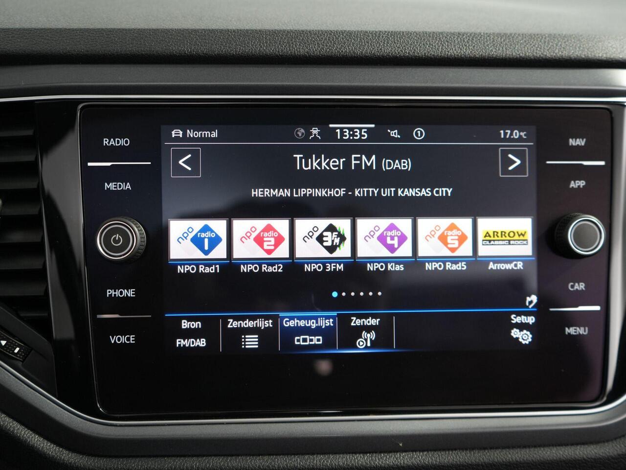 Volkswagen T-Roc Cabrio 1.5 TSI R-Line | Facelift | Trekhaak | Camera | Carplay |