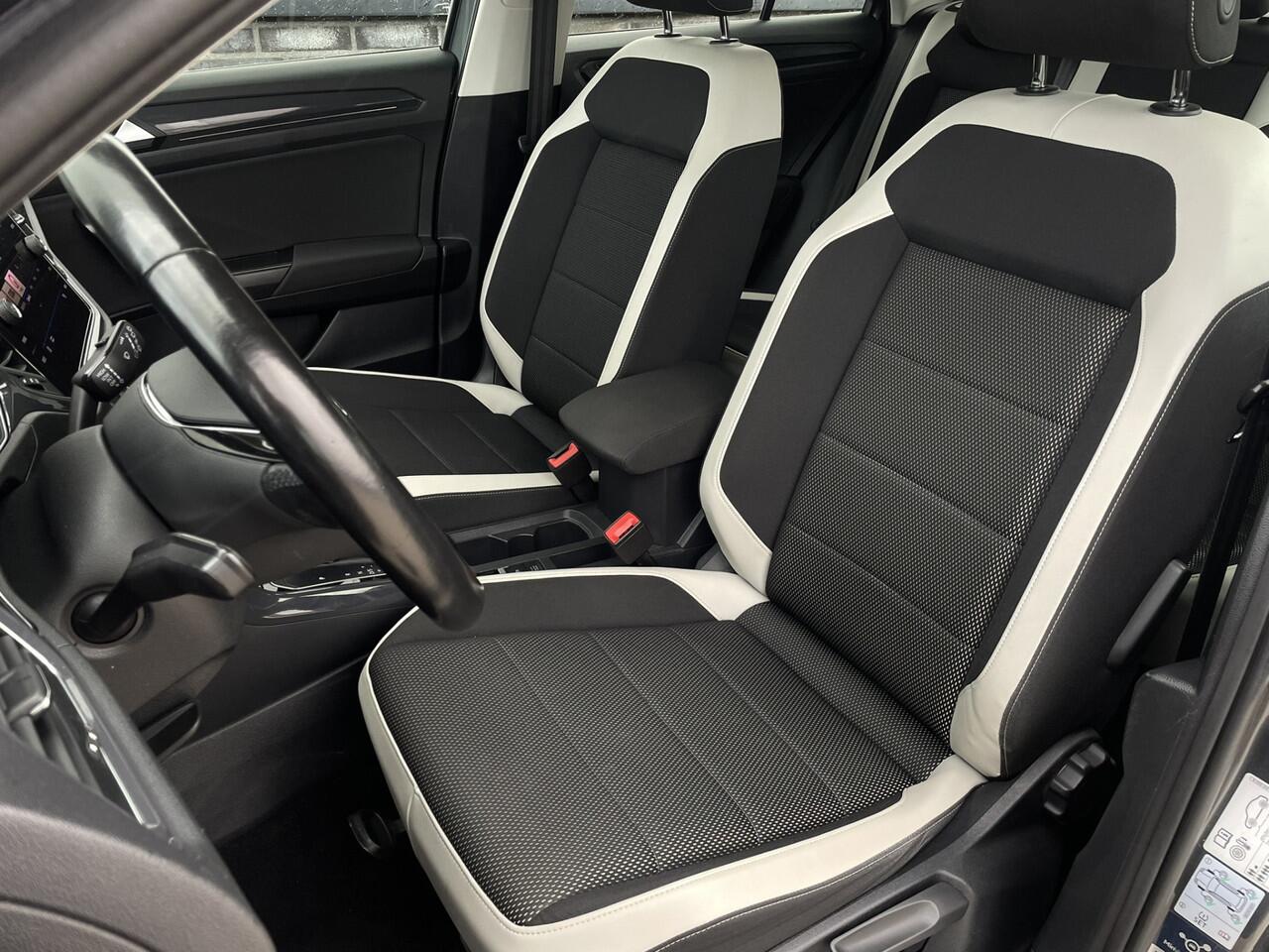 Volkswagen T-Roc 1.5 TSI Sport LED | Trekhaak | Carplay | Camera | Virtual Cockpit | PDC