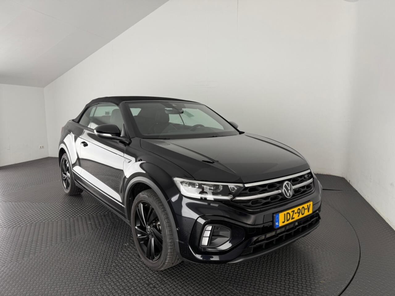 Volkswagen T-Roc 1.5 TSI R-Line Leer/navi/adap.cruise/winterset