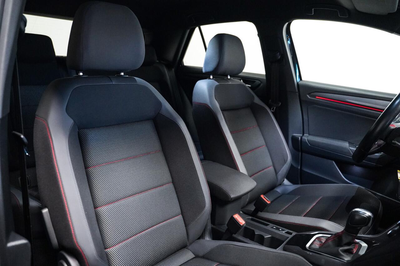 Volkswagen T-Roc 1.5 TSI R-Line Black style|19 inch|Acc|Virtual