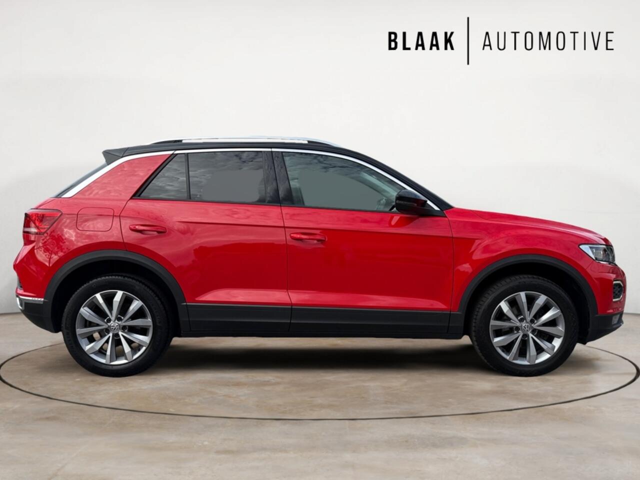 Volkswagen T-Roc 1.5 TSI Style TREKHAAK | CAMERA | CLIMATE CONTROL