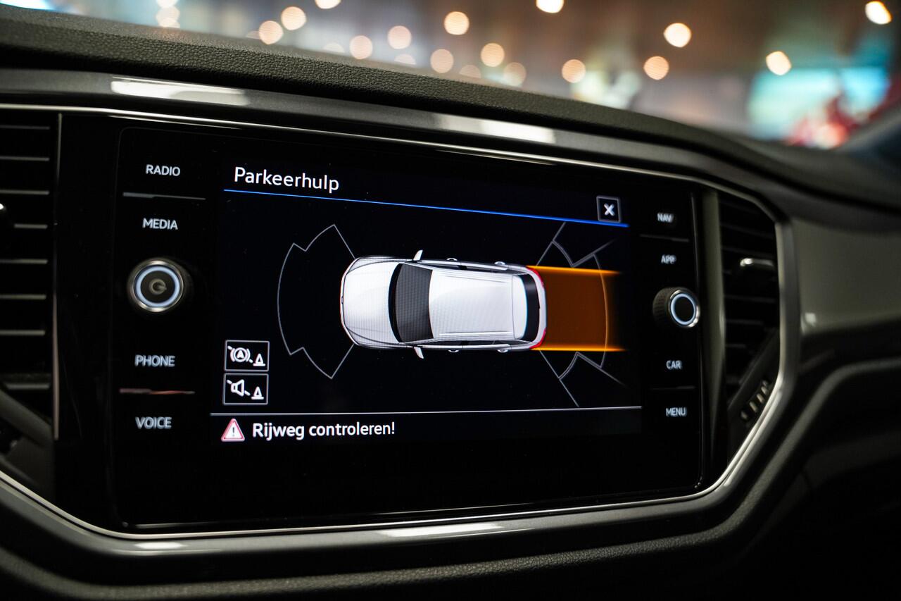 Volkswagen T-Roc 1.5 TSI R-Line Black style|19 inch|Acc|Virtual