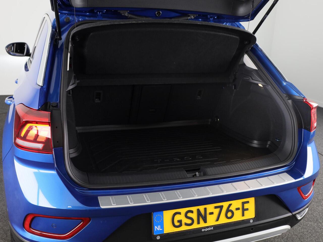 Volkswagen T-Roc 1.5 TSI Life Edition |150 pk Automaat (DSG)| Verlengde garantie |Navigatie via App | Parkeersensoren (Park assist) | Achteruitrijcamera | Adaptieve cruise control |