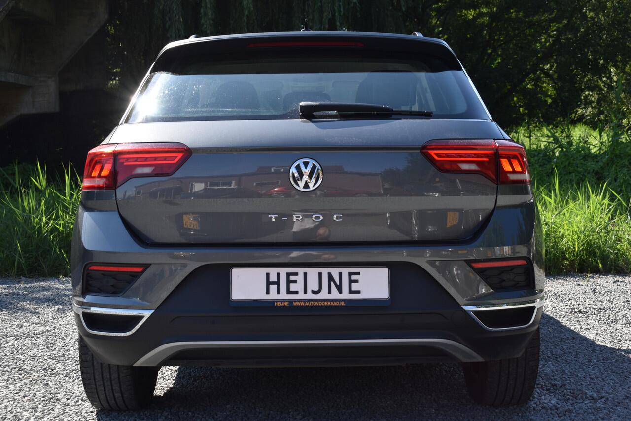Volkswagen T-Roc 1.5 TSI 150PK DSG Style NAVI/PDC/CARPLAY