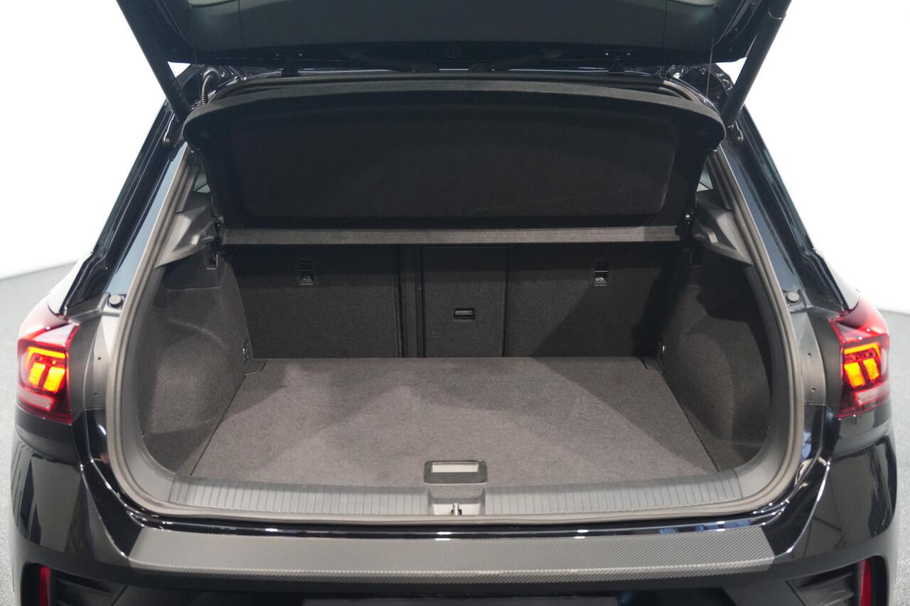 Volkswagen T-Roc 1.5 TSI R-Line Back Edition 150 PK | PANO | CAMERA | APP CONNECT | ADAP.CRUISE |