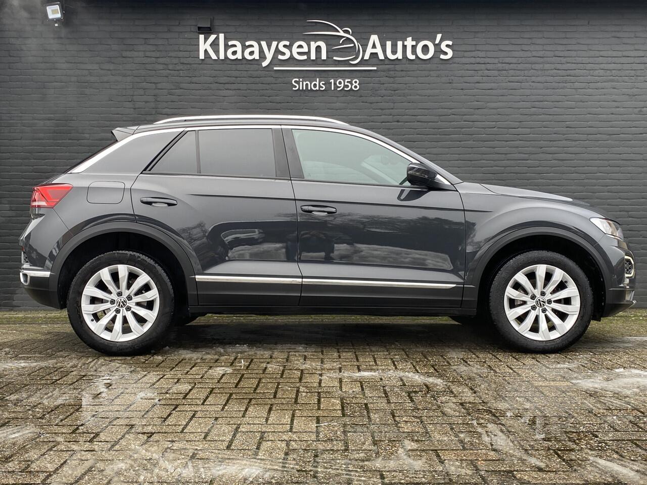 Volkswagen T-Roc 1.5 TSI Sport 150 pk AUT. | 1e eigenaar | dealer onderhouden | digitale cockpit | navigatie | elektr. a. klep