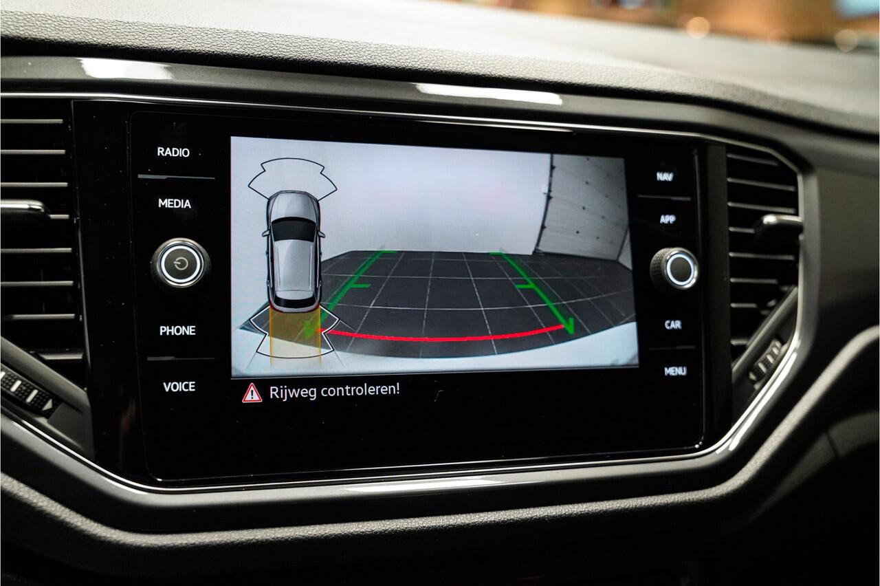 Volkswagen T-Roc 1.5 TSI 2x R-Line Black Style|19 inch|Camera|Acc