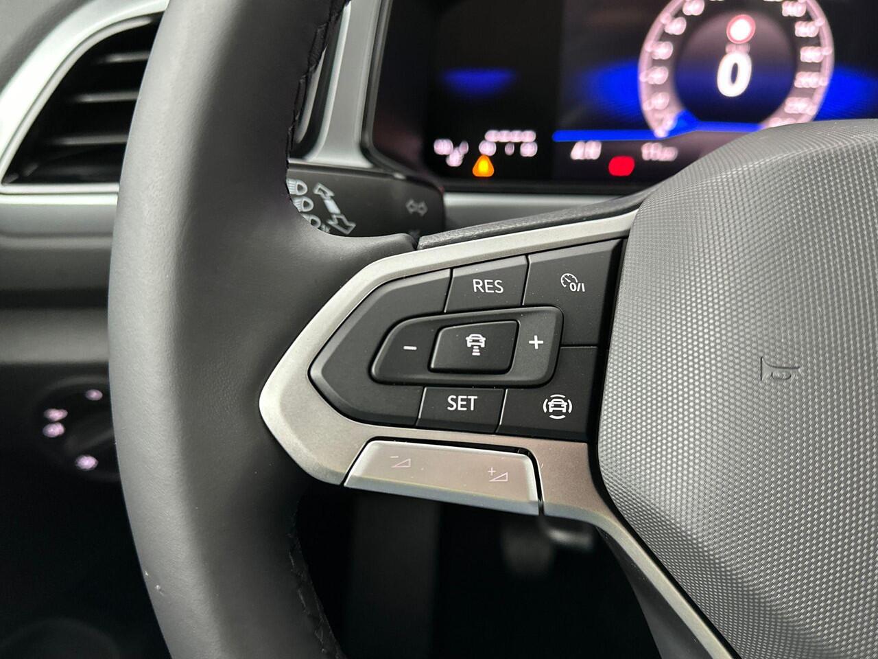 Volkswagen T-Roc 1.0 TSI Oranje Edition