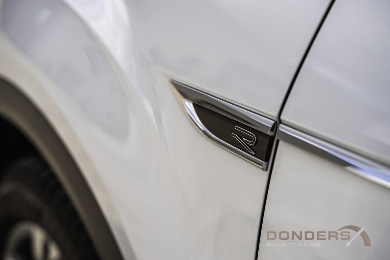 Volkswagen T-Roc 1.5 TSI R-Line / Panoramadak / IQ-light / Virtual Cockpit