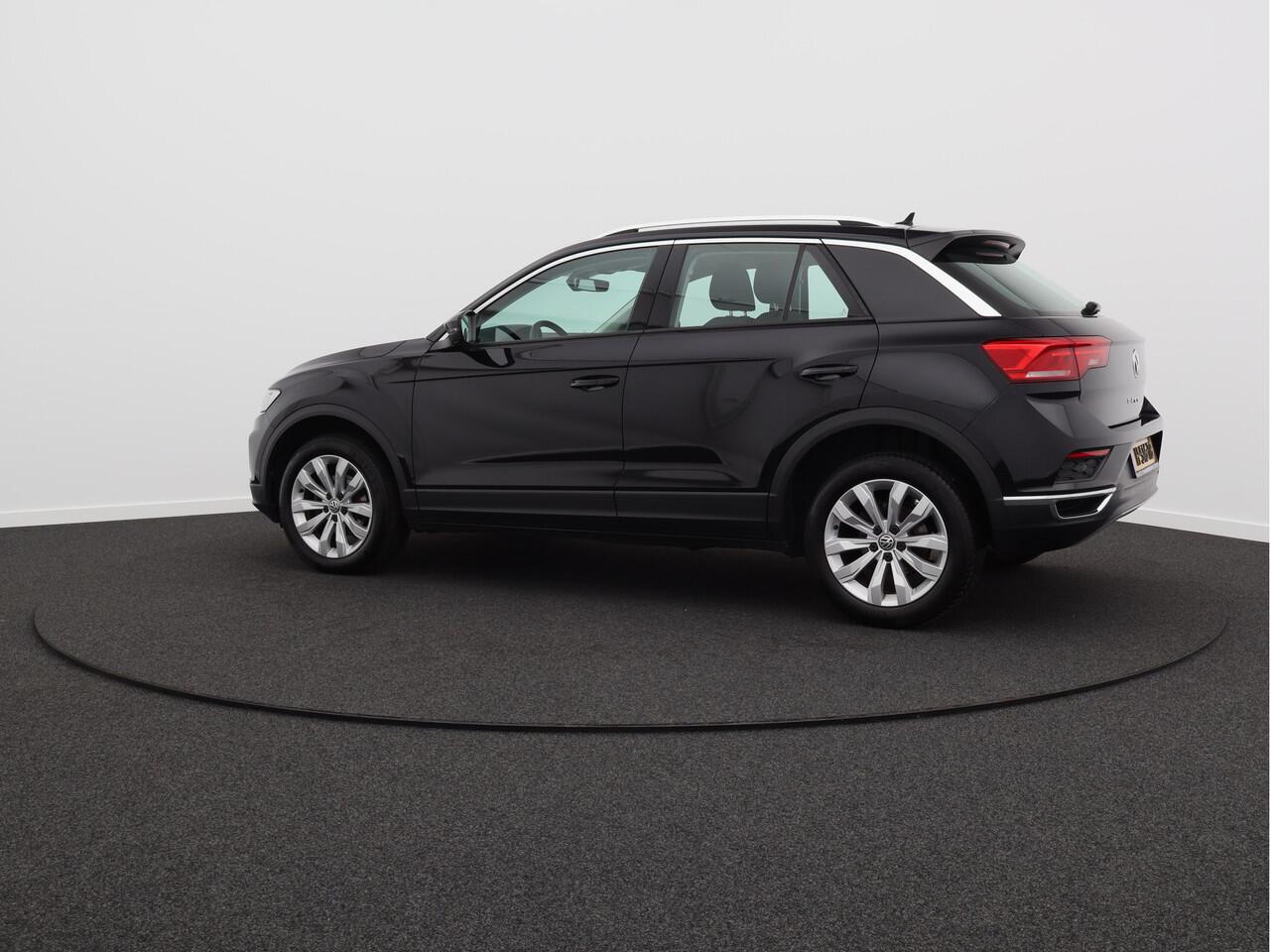Volkswagen T-Roc 1.0 TSI Style Business/ lage km/ zeer mooi!