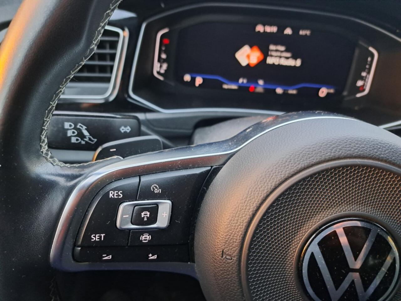 Volkswagen T-Roc 1.5 TSI 150 Pk Sport Business Dsg-7, Camera, Ecc Black Style