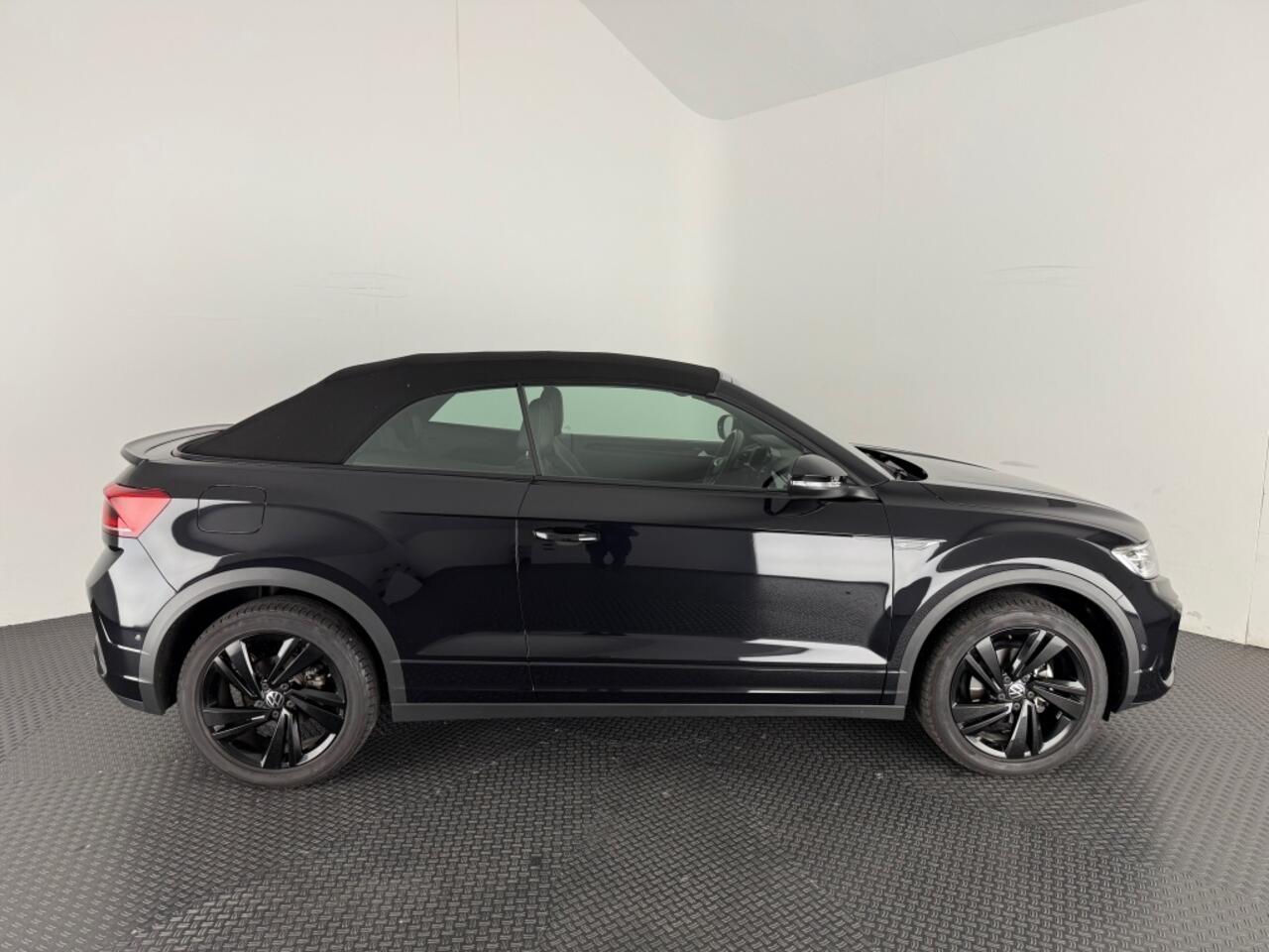 Volkswagen T-Roc 1.5 TSI R-Line Leer/navi/adap.cruise/winterset