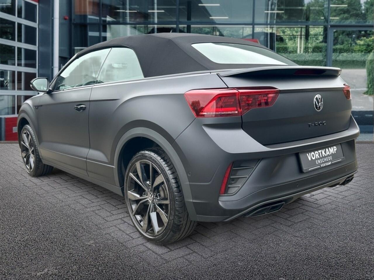 Volkswagen T-Roc 1.5 TSI DSG R-LINE LEDER/CAMERA/NAVI/CARPLAY/ACC/STOELVERW