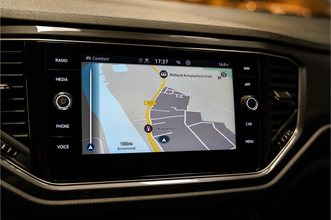 Volkswagen T-Roc 1.5 TSI 2x R-Line Full opt|Pano dak|Trekhaak|Camera|19 inch