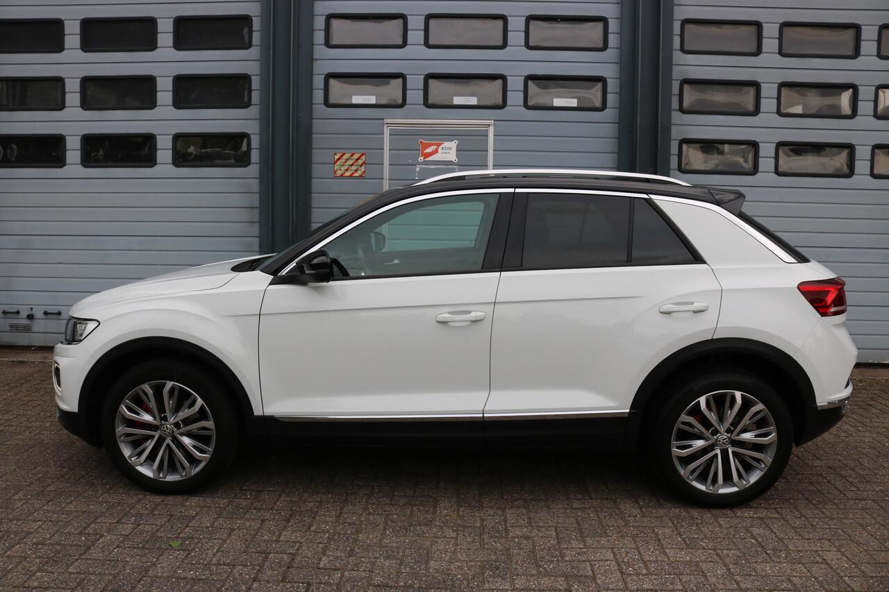 Volkswagen T-Roc 1.5 TSI Sport Autom Xenon Keyless Virtual cockpit Navi Camera Bj:2020