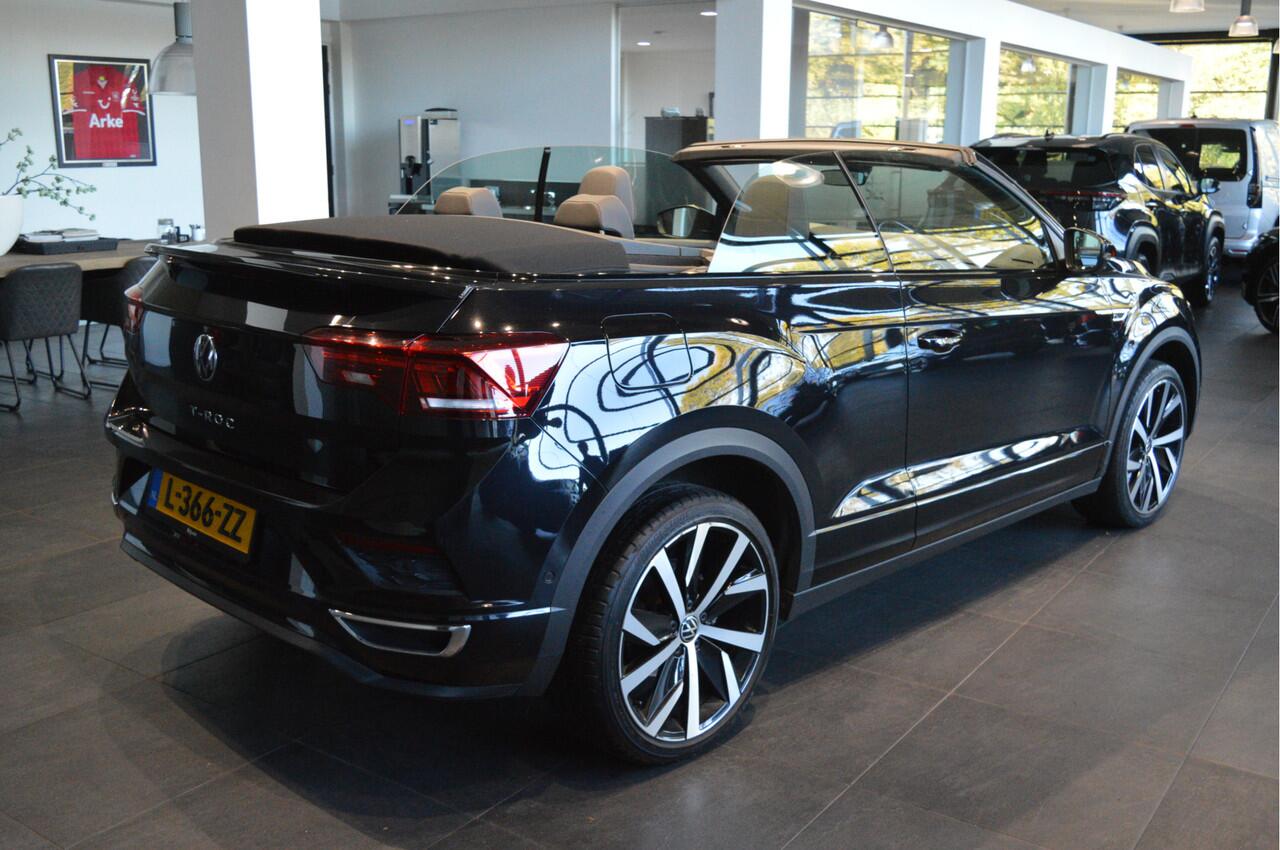 Volkswagen T-Roc Cabrio 1.5 TSI 3X R-LINE Black Style Beats camera trekhaak 19 inch !!