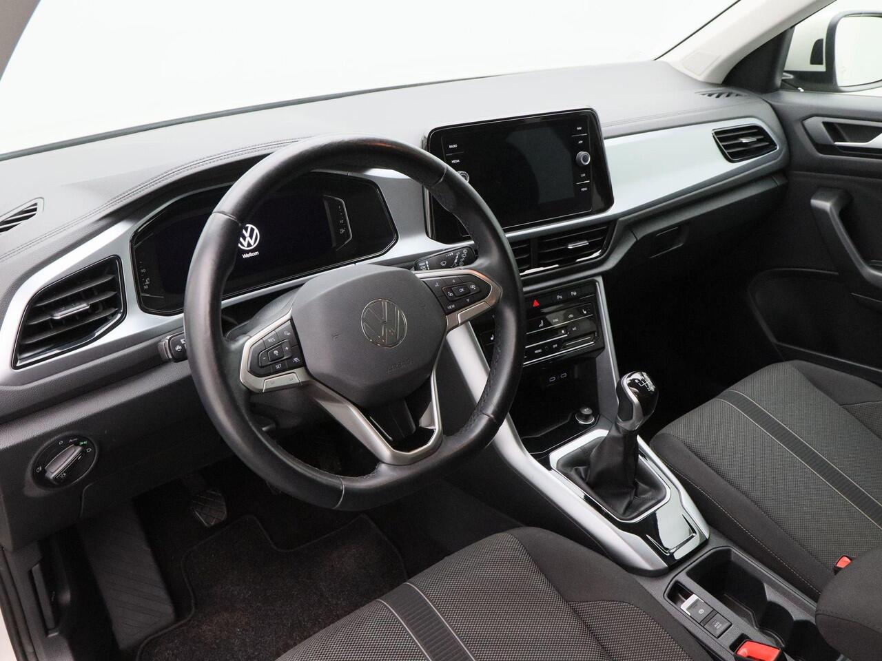 Volkswagen T-Roc 1.0 TSi 110 Pk Life Business | Ascot Grey | Navigatie | LED | 16 Inch | Camera | Stoelverwarming | Parkeersensoren | Adaptive Cruise | 97.091 Km!!