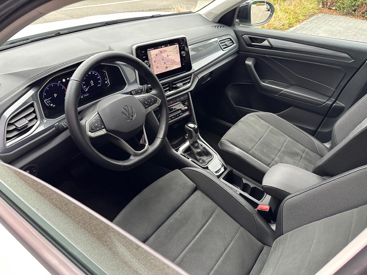 Volkswagen T-Roc 1.5 TSI 150pk DSG Style | Trekhaak | Navi | IQ light | Adapt. Cruise | Rijklaar incl. garantie