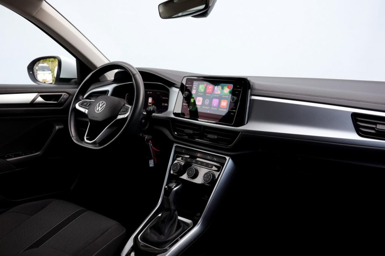 Volkswagen T-Roc 1.5 TSI DSG Life - 150 pk **Carplay / Led / ACC