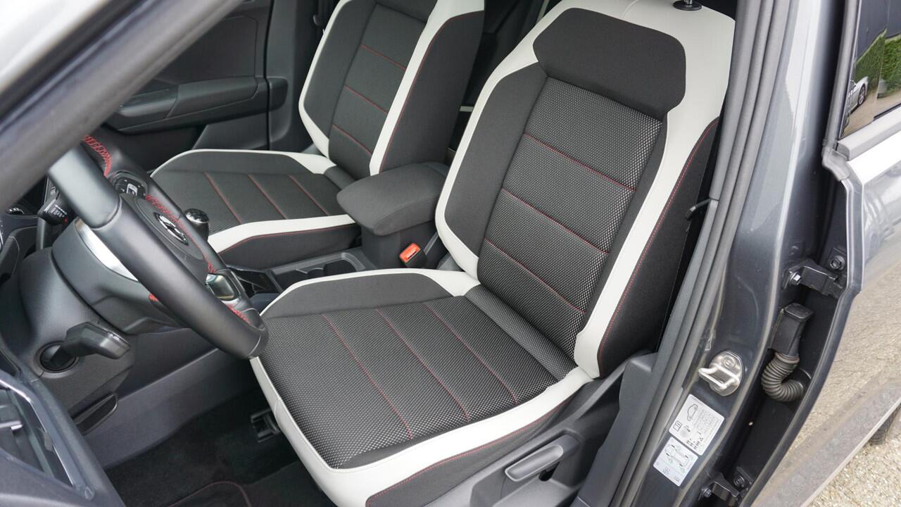 Volkswagen T-Roc 1.5 TSI 150pk Sport Pano.Dak Virtual Cockpit *VW Drive Select* Adaptive Cruise 17inch LM *1e Eigenaar* Indium Grey*