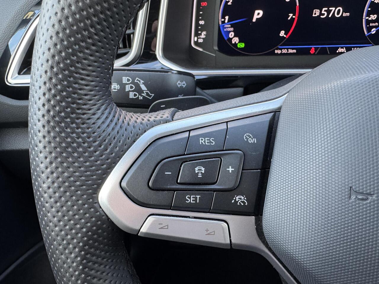 Volkswagen T-Roc 1.5 TSI R-Line AUTOMAAT | Camera | Stoelverw. | El.klep | Blindspot